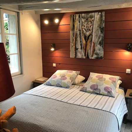 La Taniere Des Ours Bed & Breakfast Chaumont-sur-Tharonne Bagian luar foto