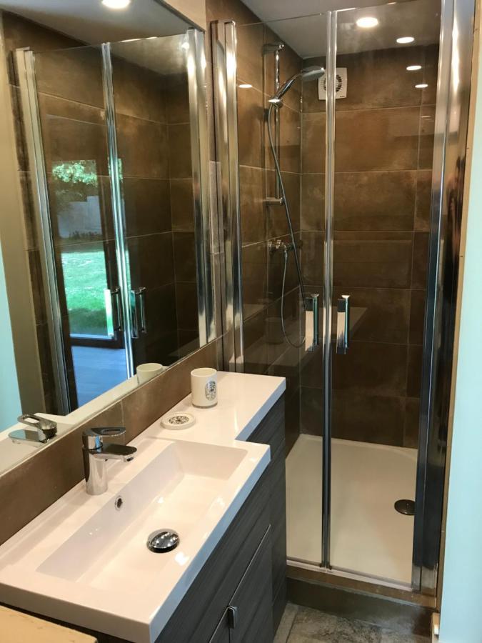 La Taniere Des Ours Bed & Breakfast Chaumont-sur-Tharonne Bagian luar foto