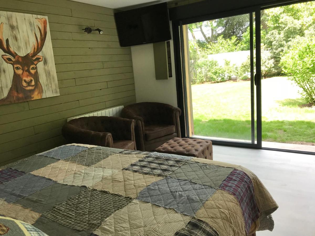 La Taniere Des Ours Bed & Breakfast Chaumont-sur-Tharonne Bagian luar foto