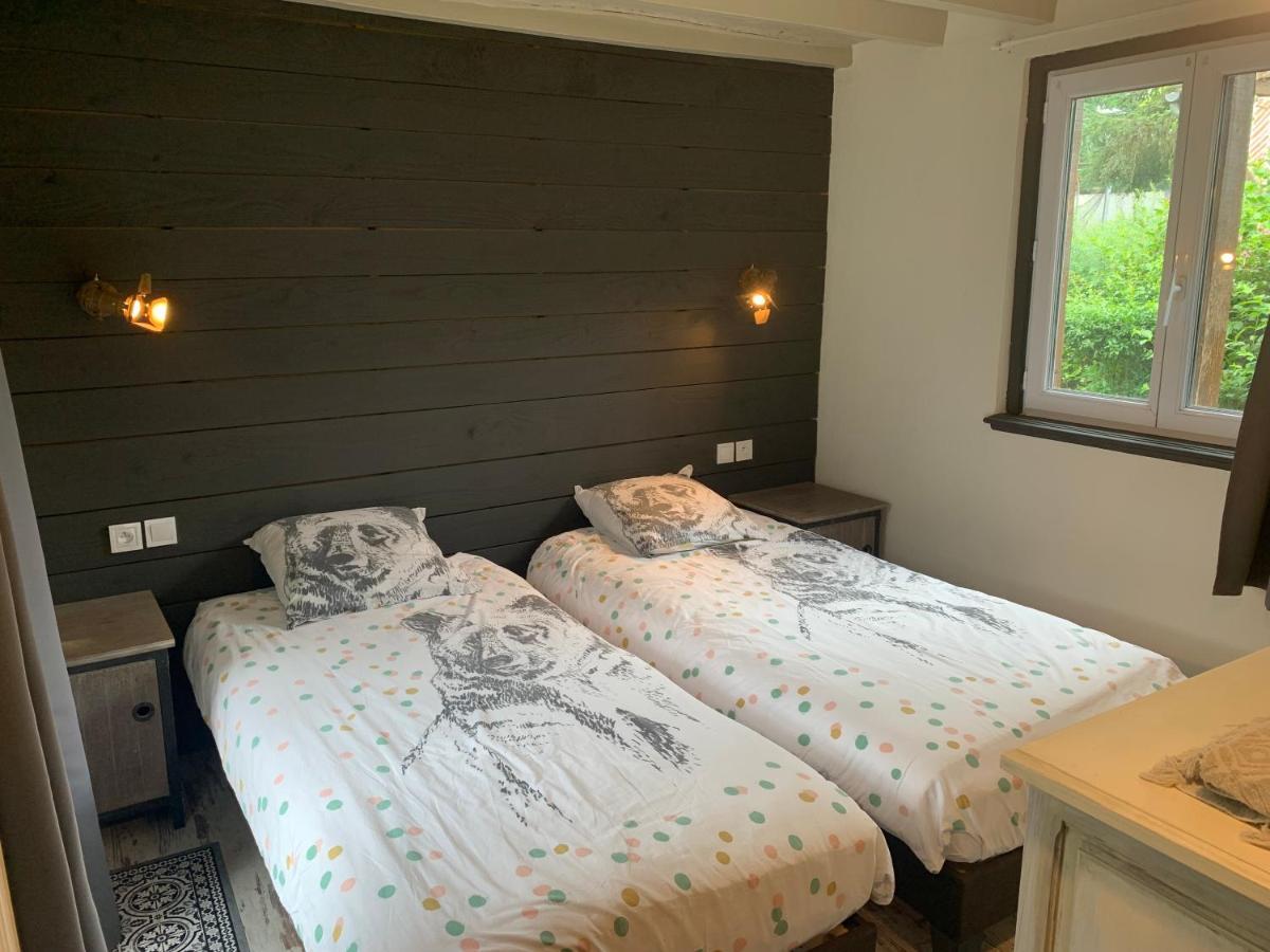 La Taniere Des Ours Bed & Breakfast Chaumont-sur-Tharonne Bagian luar foto
