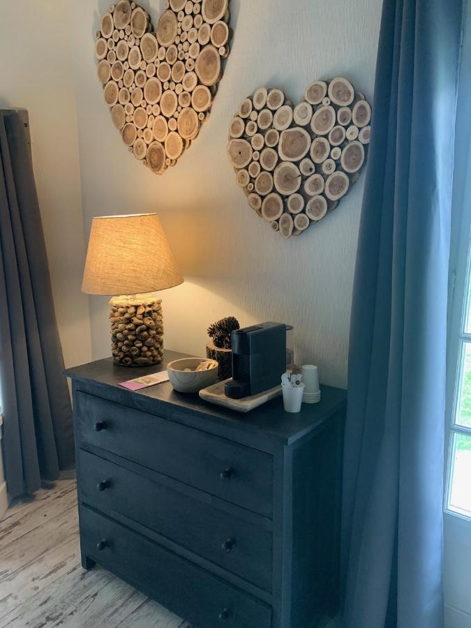 La Taniere Des Ours Bed & Breakfast Chaumont-sur-Tharonne Bagian luar foto